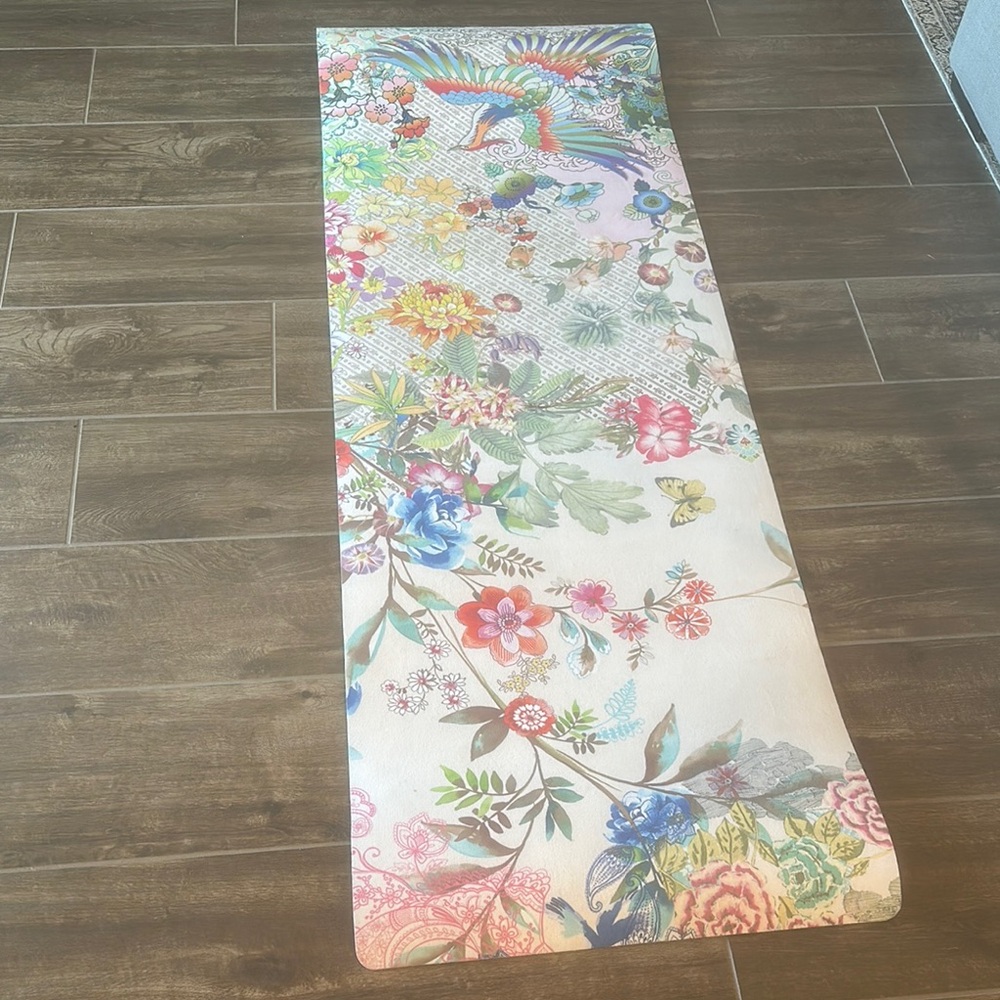 Johnny Was Multicolor Floral yoga mat